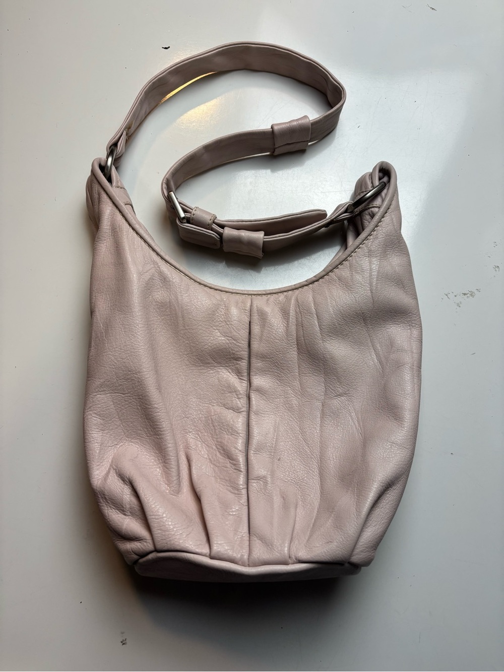 Nuovedive Italian leather light pink shoulder‎ hobo bag